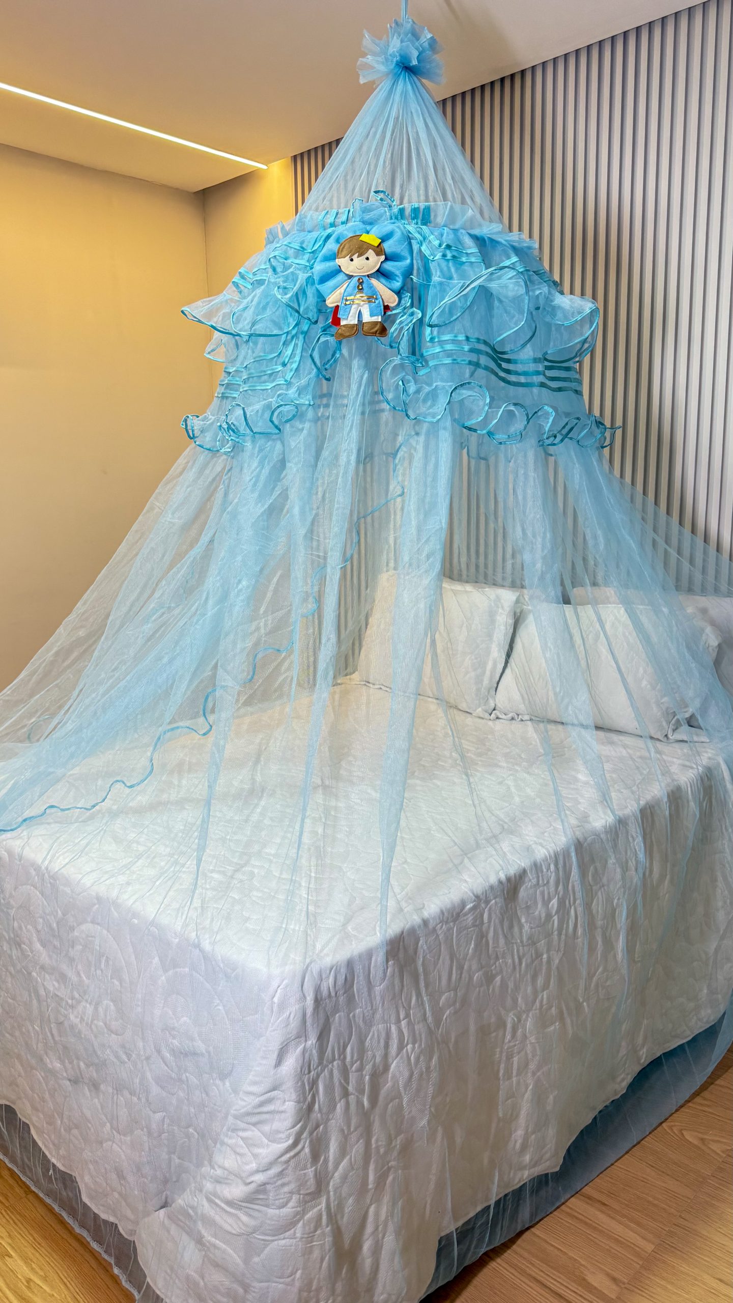 Mosquiteiro de teto Infantil menino com bando e boneco/a | Proteção Contra incetos | - Imagem 3
