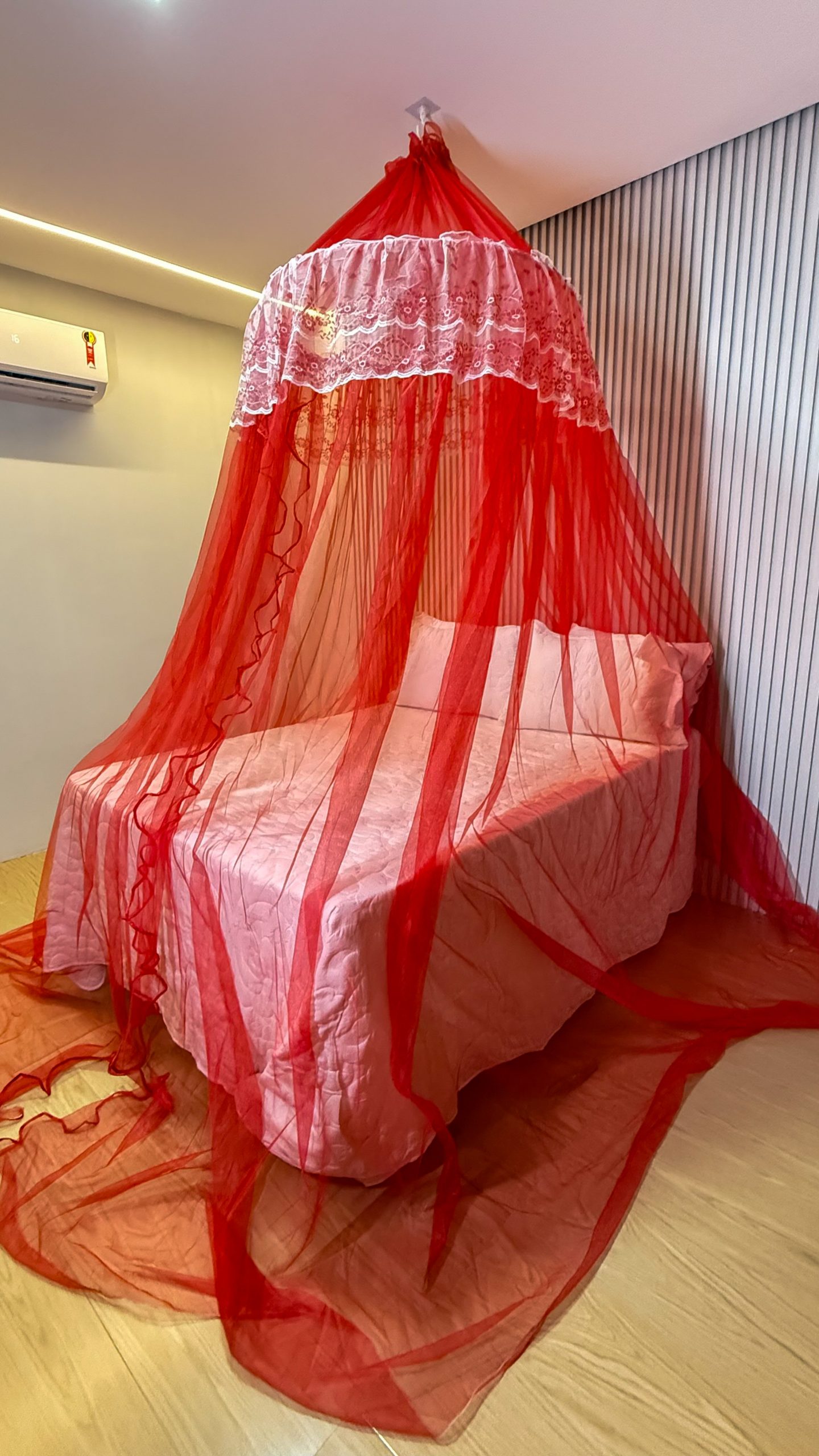 Mosquiteiro mexicano GG aro grande com babado grande e abertura frontal - Imagem 6