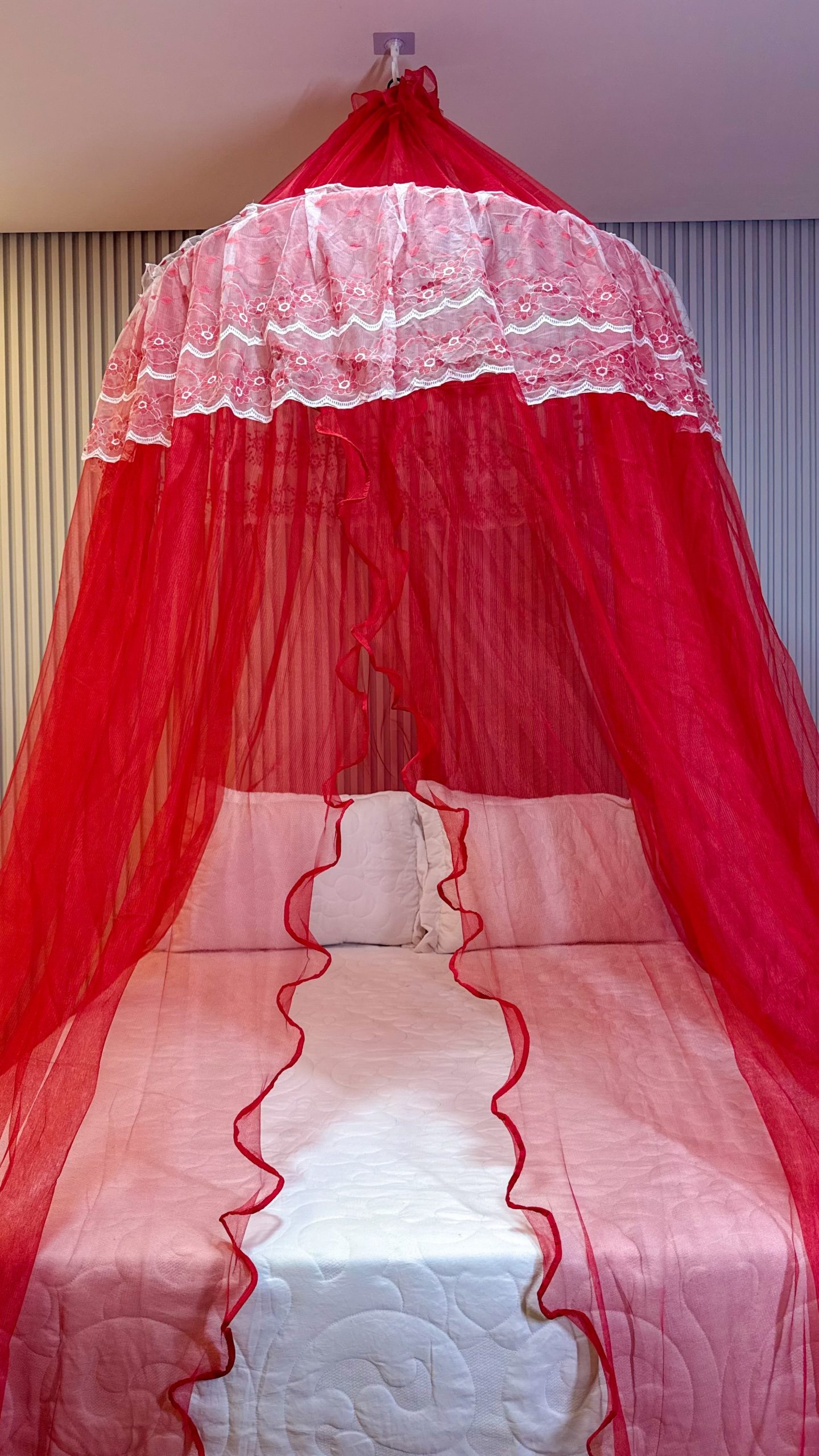 Mosquiteiro mexicano GG aro grande com babado grande e abertura frontal - Imagem 2